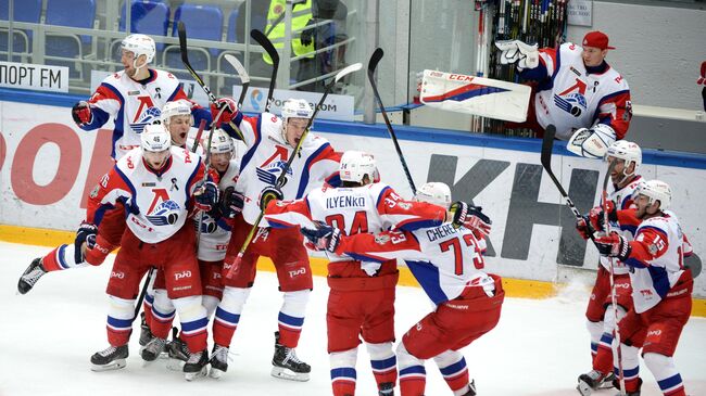 Хоккей. КХЛ. Матч Торпедо - Локомотив