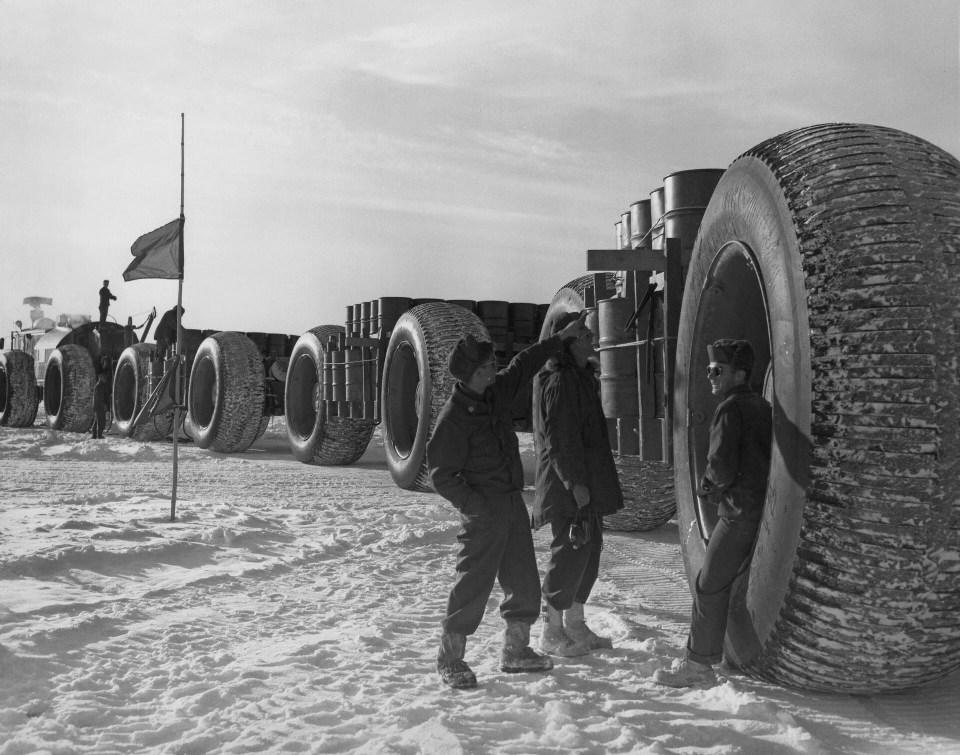 Строительство Лагеря века (Camp Century), арктической военной научно-исследовательской базы Соединенных Штатов в Гренландии, 1959 год - РИА Новости, 1920, 04.04.2025