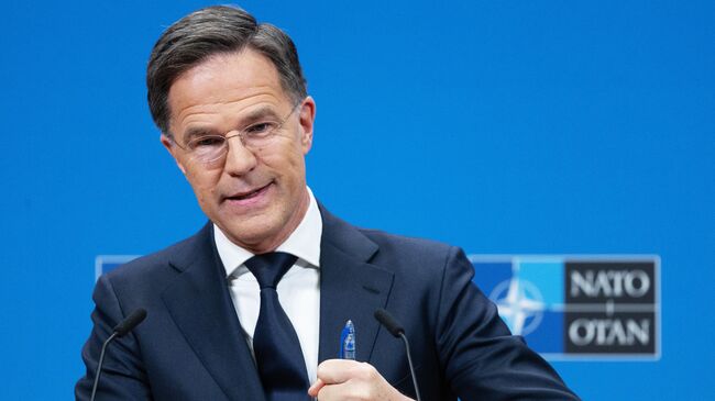 Генеральный секретарь НАТО Марк Рютте после встречи министров иностранных дел в штаб-квартире НАТО в Брюсселе. 4 апреля 2025