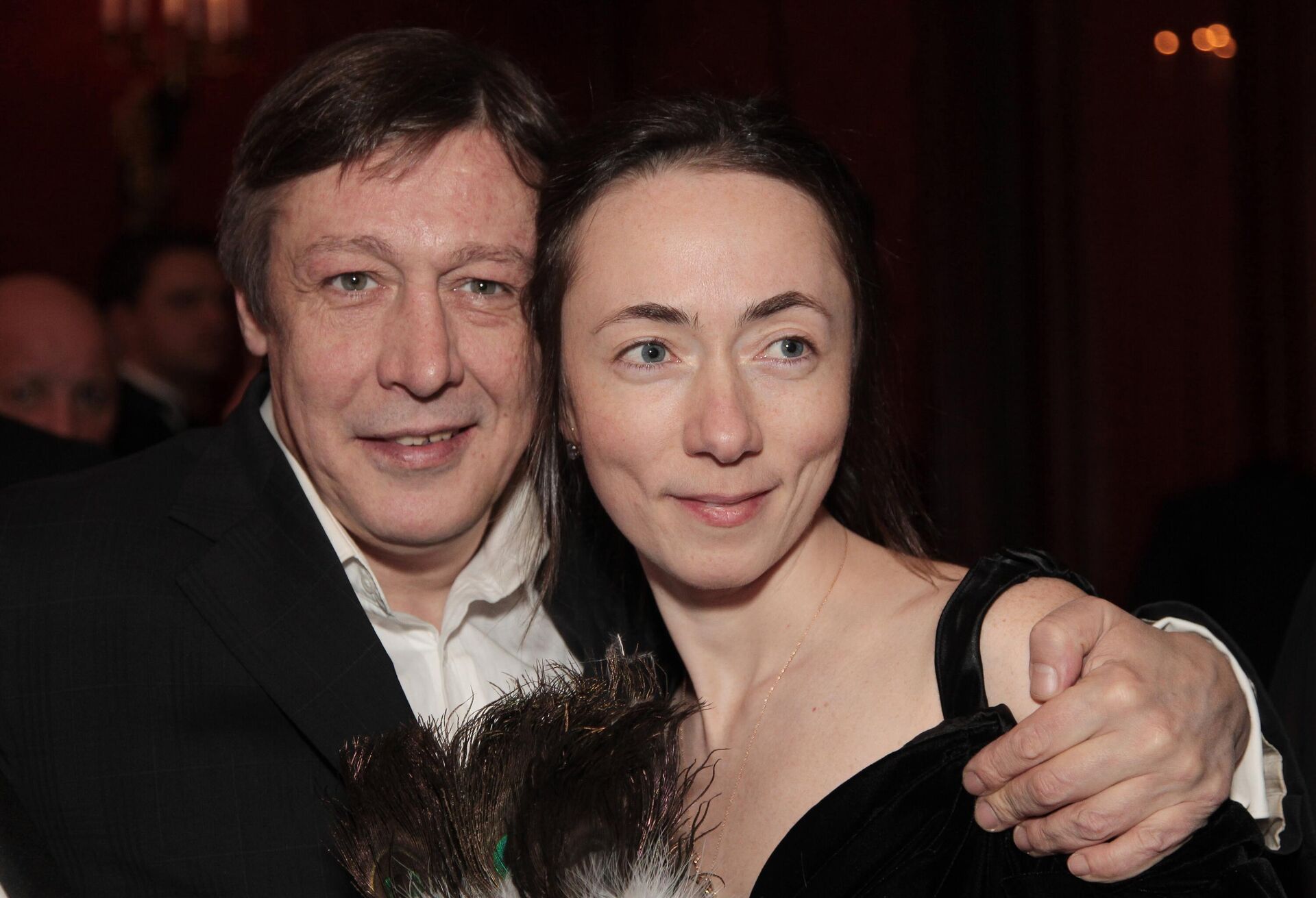 Актер Михаил Ефремов с супругой Софьей Кругликовой Актер Михаил Ефремов с супругой Софьей Кругликовой - РИА Новости, 1920, 04.04.2025
