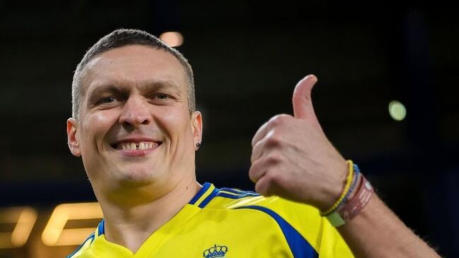 Александр Усик