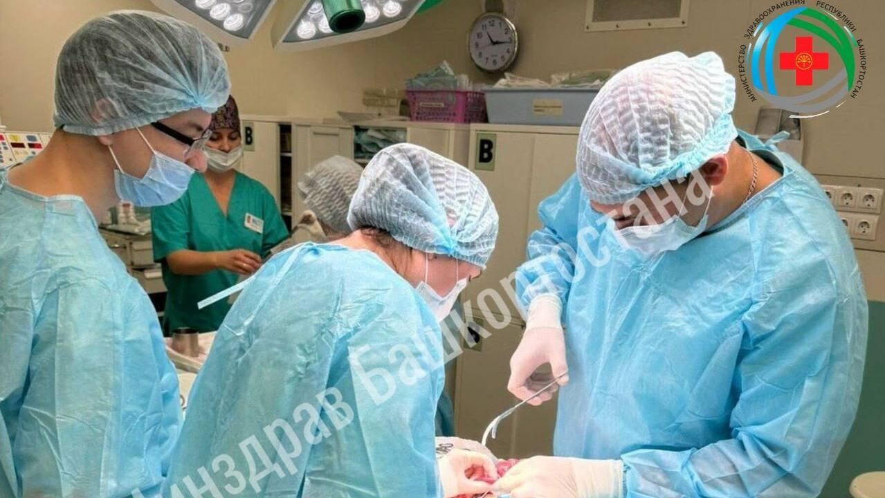 Башкирские врачи спасли двухлетнего мальчика, который проглотил 26 магнитных шариков от конструктора - РИА Новости, 1920, 04.04.2025