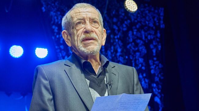 Семен Лосев