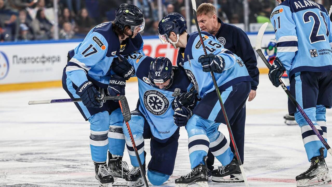 Эпизод матча Кубка Гагарина Сибирь - Салават Юлаев - РИА Новости, 1920, 06.04.2025