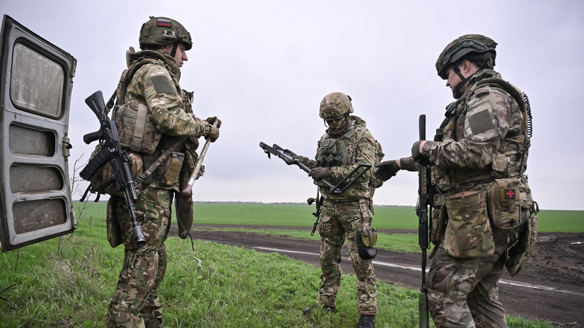 Военнослужащие ВС России - РИА Новости, 1920, 18.05.2025