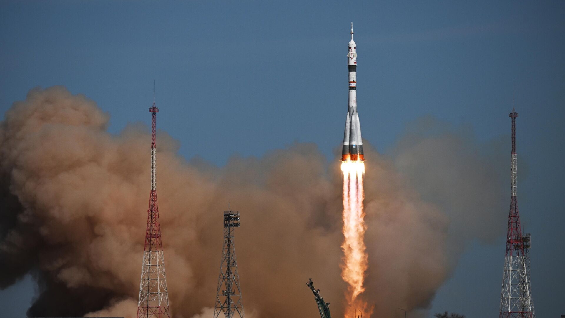 Запуск ракеты-носителя Союз-2.1а с кораблем Союз МС-27 с космодрома Байконур - РИА Новости, 1920, 12.04.2025