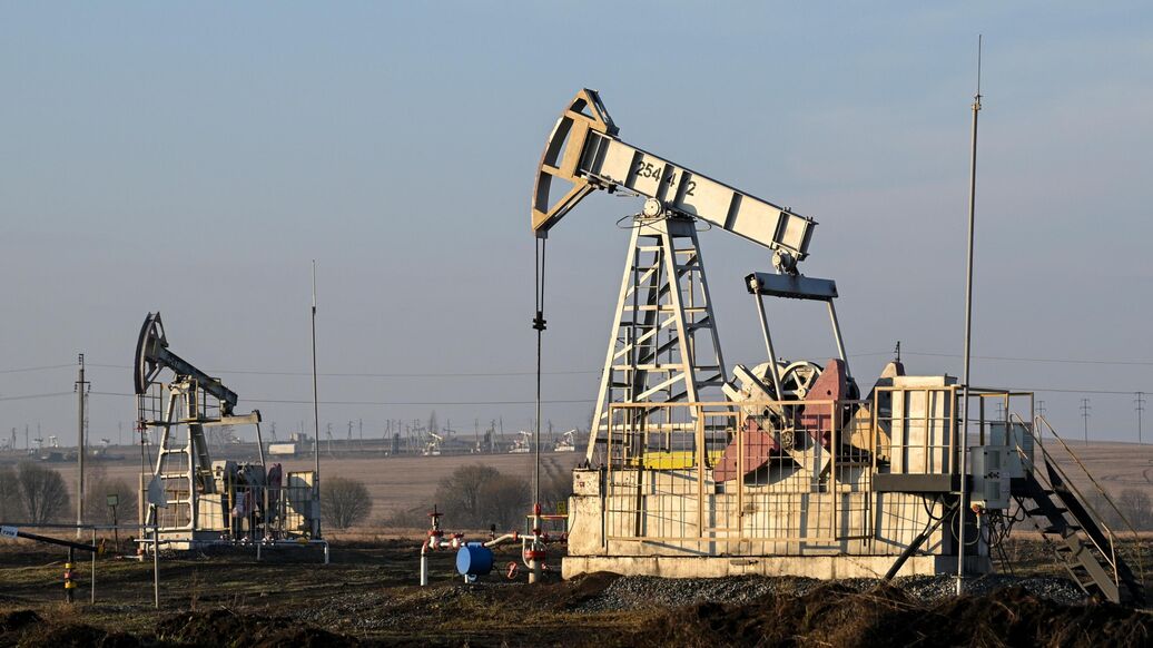 СМИ: цена на нефть резко выросла на фоне ударов США по Ирану