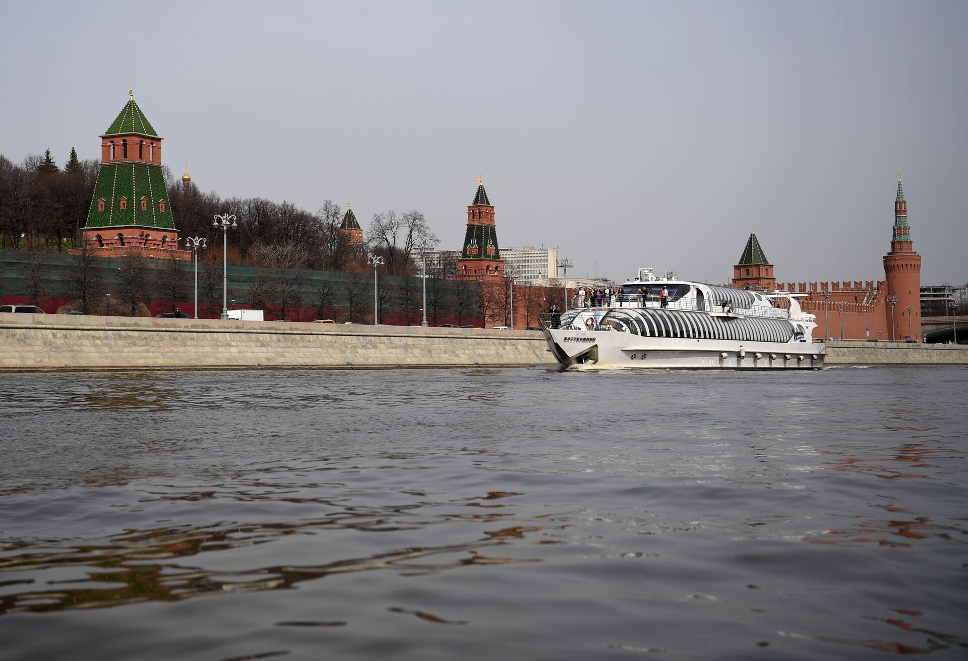Открытие пассажирской навигации на Москве-реке - РИА Новости, 1920, 09.04.2025