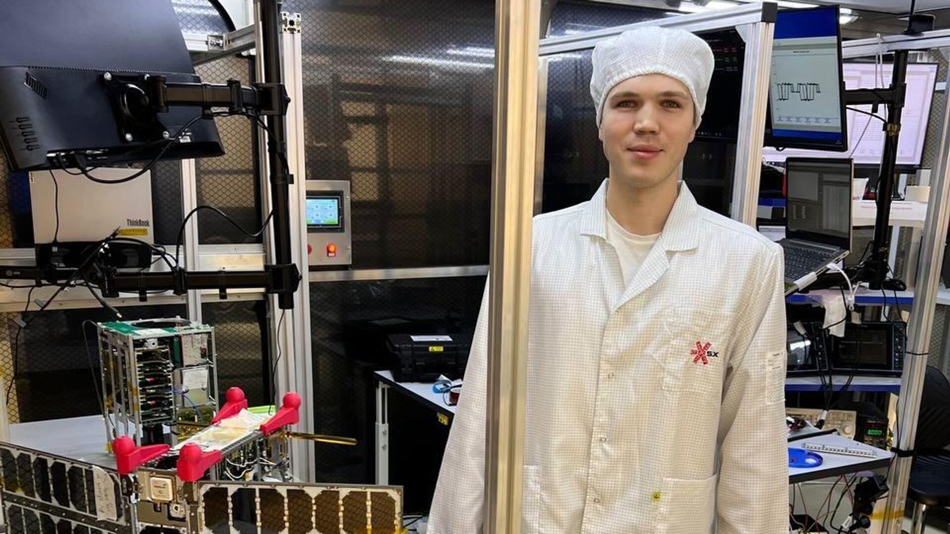 Студент Самарского университета имени Королева Вадим Игнатьев - РИА Новости, 1920, 10.04.2025