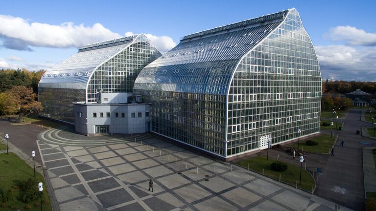 Новая оранжерея на территории Главного ботанического сада имени Н.В. Цицина РАН в Москве