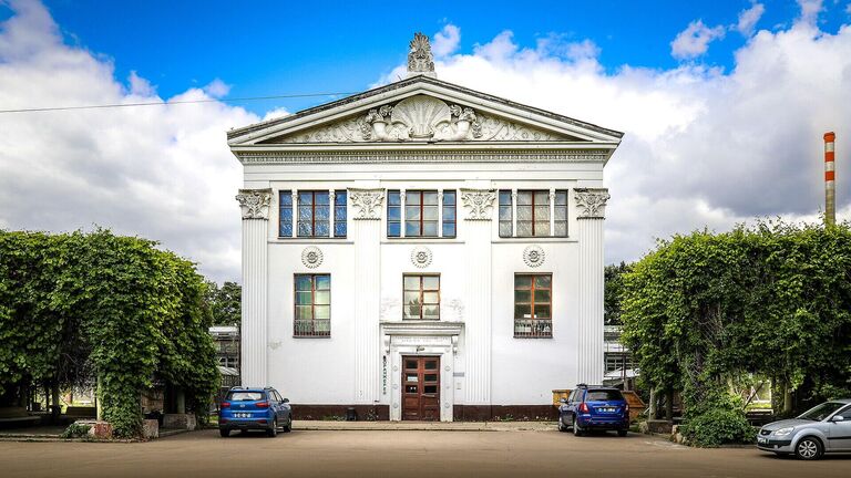 Старая Фондовая оранжерея на территории Главного ботанического сада им. Н. В. Цицина