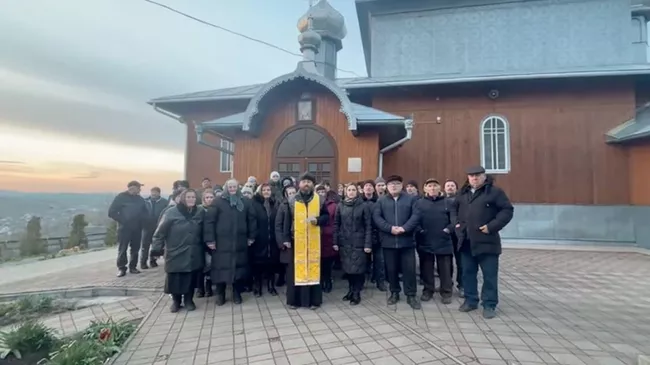 Община канонической Украинской православной церкви (УПЦ) в селе Верхние Становцы Черновицкой области на западе Украины обратилась за защитой к представительству ООН на Украине