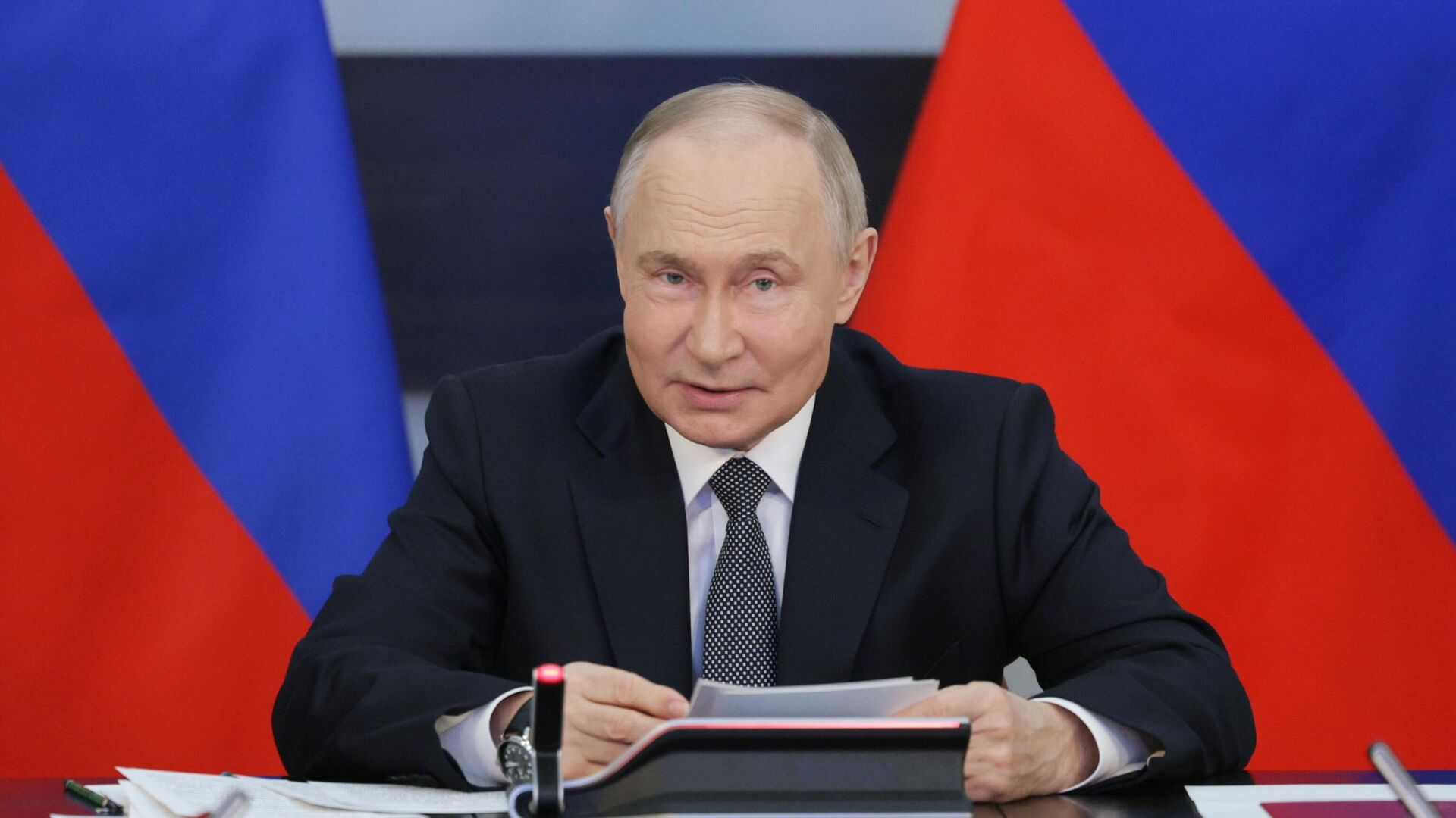 Президент РФ Владимир Путин проводит совещание по вопросам развития Военно-морского флота Президент РФ Владимир Путин проводит совещание по вопросам развития Военно-морского флота - РИА Новости, 1920, 11.04.2025