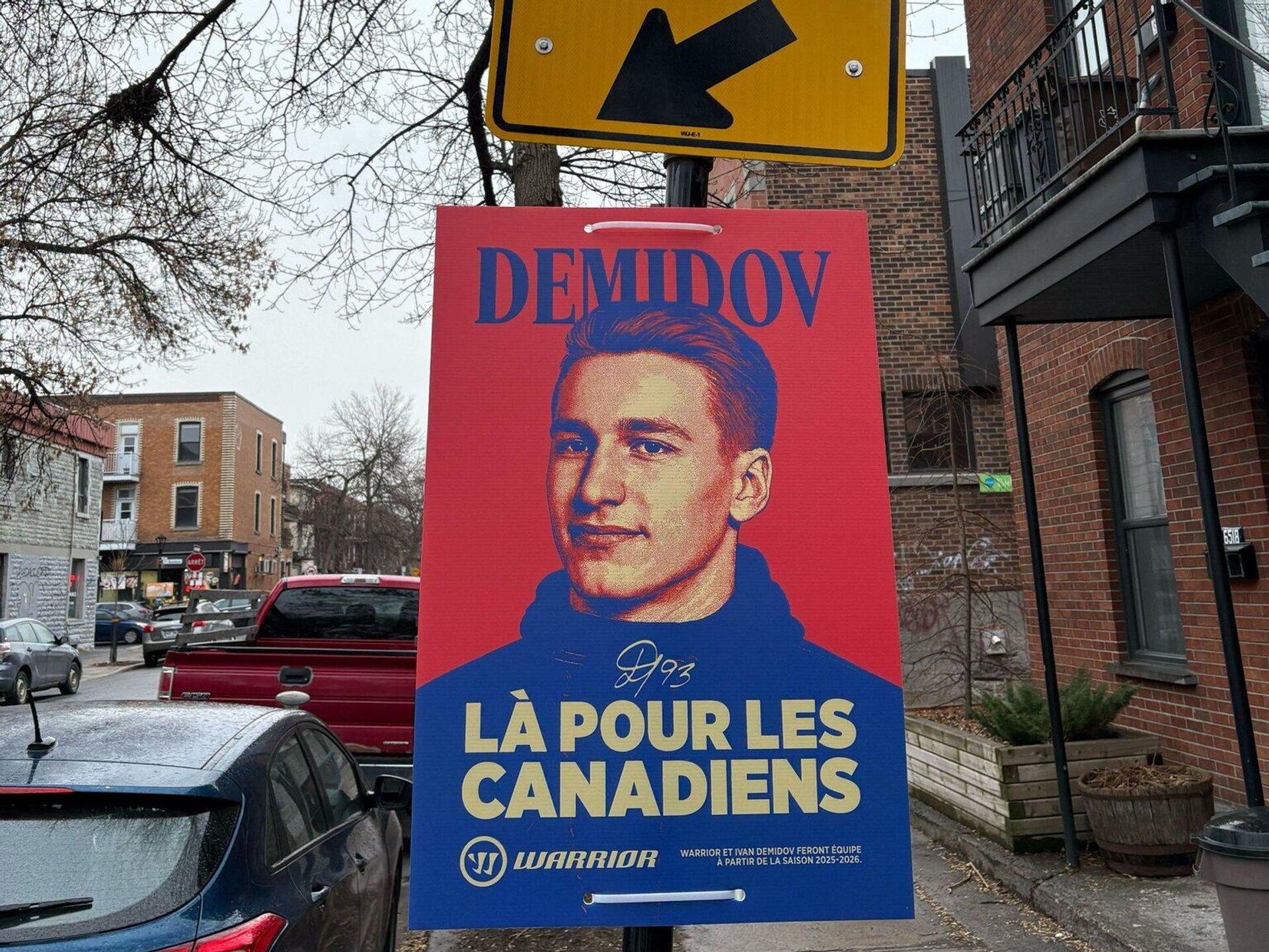 Объявления с фото Ивана Демидова в Монреале Объявления с фото Ивана Демидова в Монреале - РИА Новости, 1920, 15.04.2025