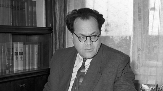 Михаил Матусовский