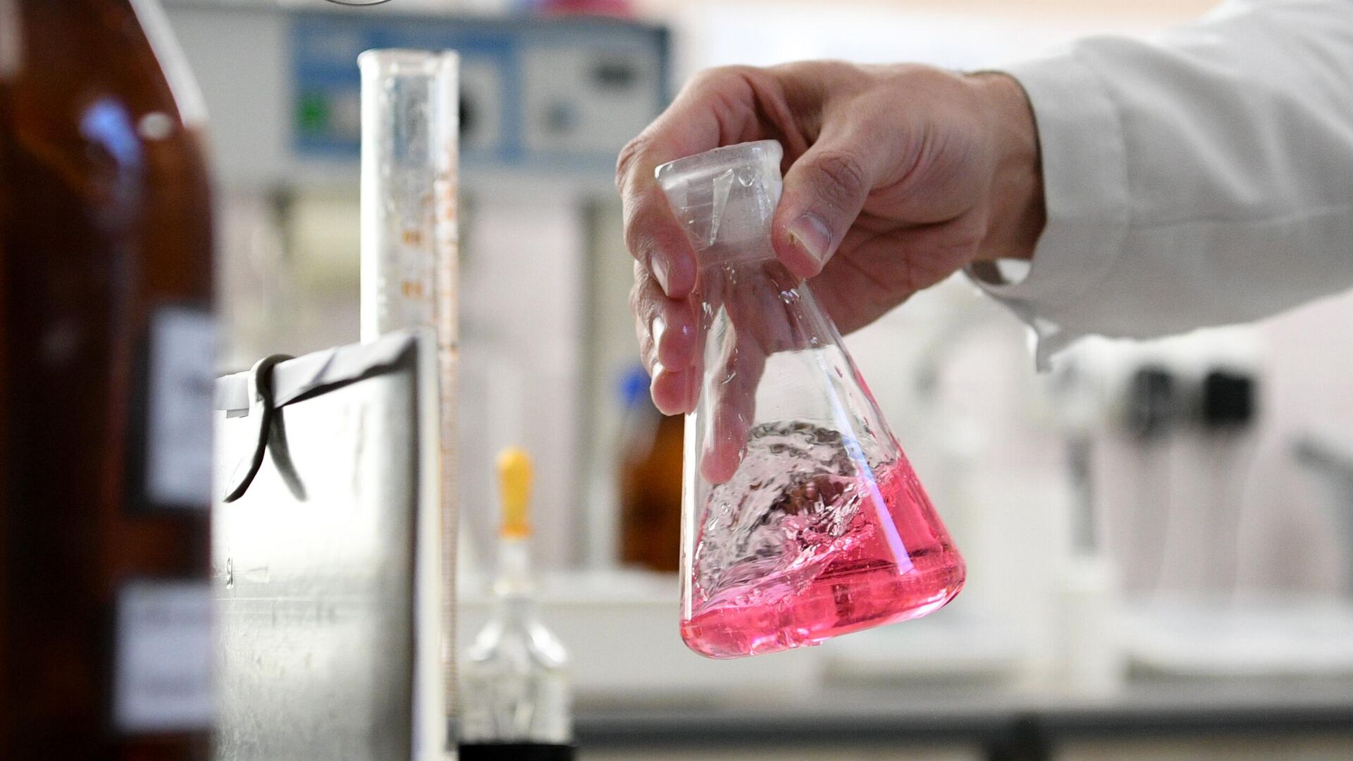 Лаборатория - РИА Новости, 1920, 29.05.2025