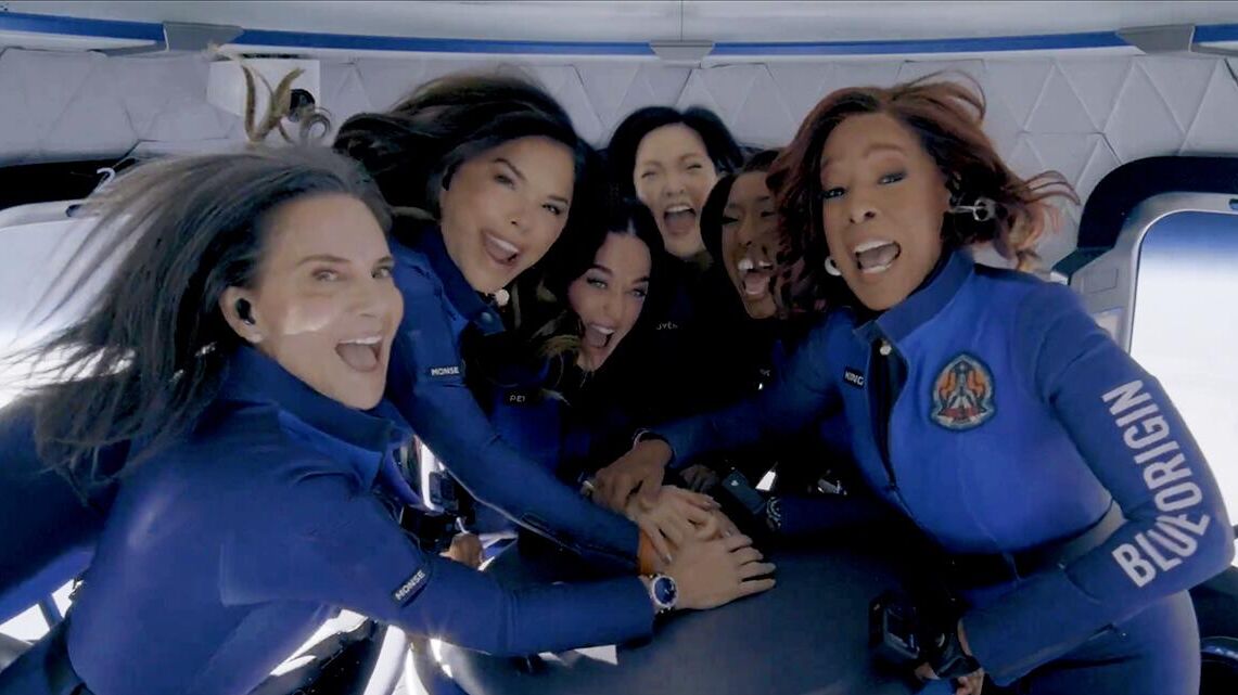 Экипаж суборбитального корабля New Shepard Экипаж суборбитального корабля New Shepard - РИА Новости, 1920, 15.04.2025