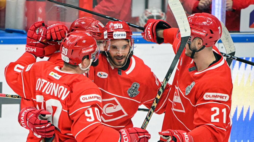 "Спартак" приобрел у "Витязя" права на двух хоккеистов