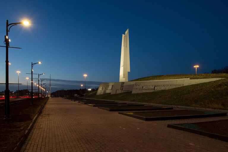 Мемориальный комплекс Памятник защитникам Москвы