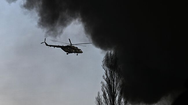 Вертолет над подшипниковым заводом АПЗ-20 в Курске