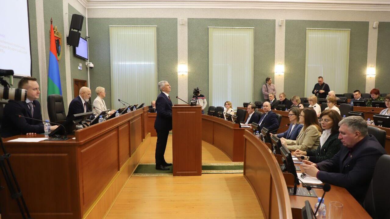  Парламент Карелии поддержал отчет Парфенчикова о деятельности правительства - РИА Новости, 1920, 17.04.2025