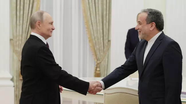Встреча Путина с главой МИД Ирана Аракчи