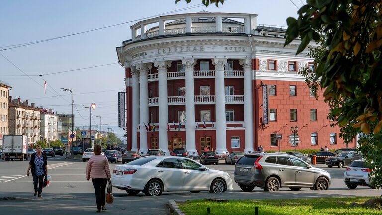 Здание  гостиницы Северная на проспекте Ленина в Петрозаводске