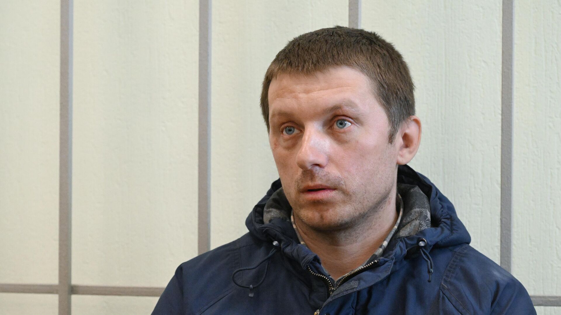 Житель Канска, задержанный по делу об издевательствах над несовершеннолетним - РИА Новости, 1920, 18.04.2025