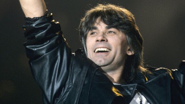 Александр Серов Александр Серов