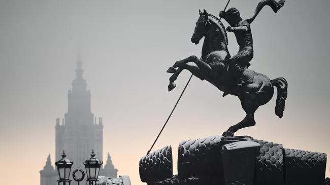 Снег в Москве