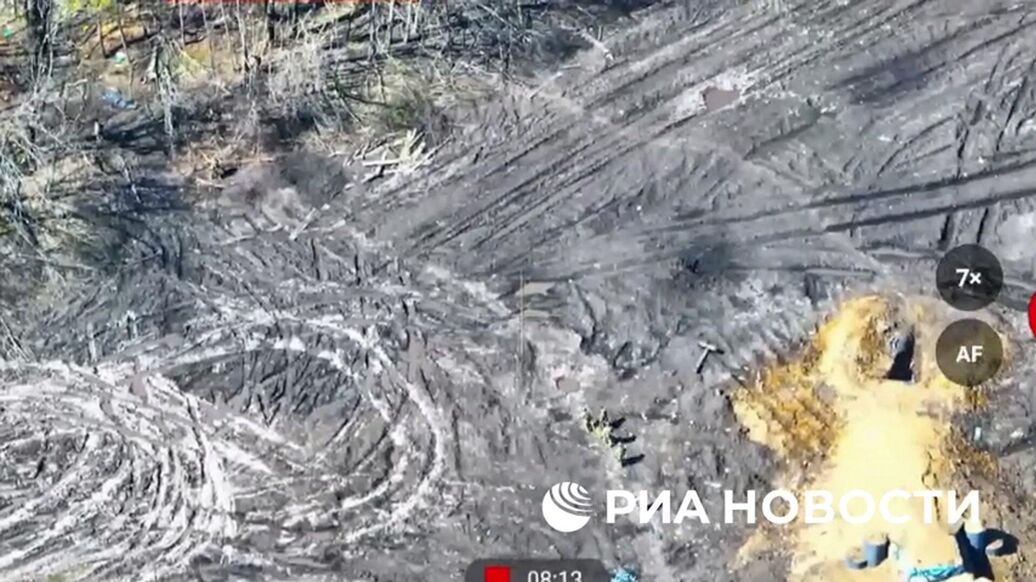 © Инфографика<br>Продвижение подразделений группировки войск 