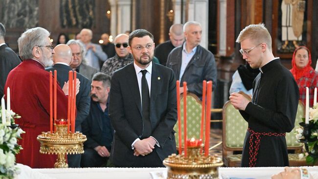 Исполнительный директор ММСИ, внук скульптора Зураба Церетели Василий Церетели Исполнительный директор ММСИ, внук скульптора Зураба Церетели Василий Церетели