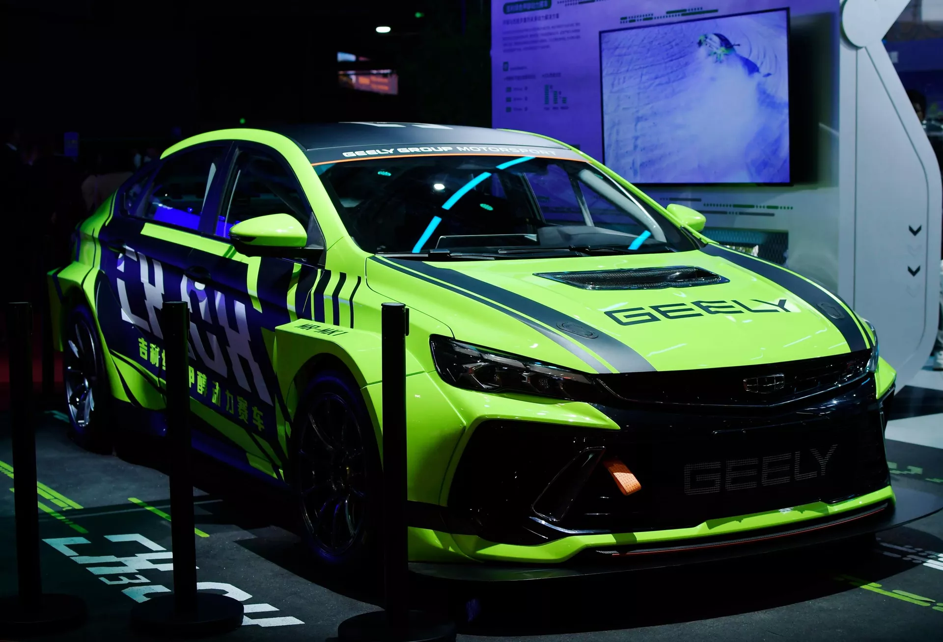 Автомобиль Geely на 21-й Шанхайской международной выставке автомобильной промышленности - РИА Новости, 1920, 23.04.2025