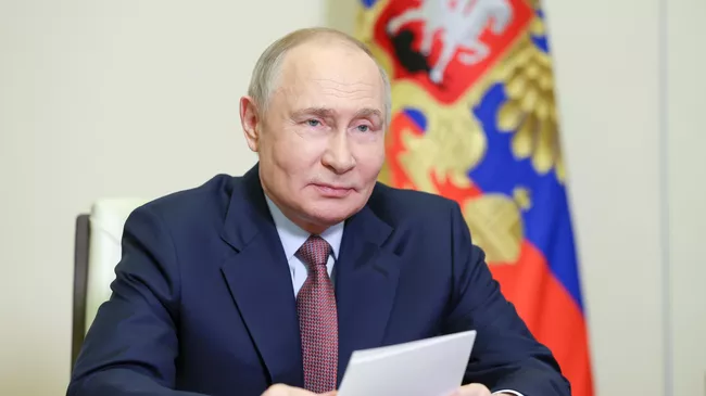 Президент России Владимир Путин в режиме видеоконференции проводит совещание по экономическим вопросам
