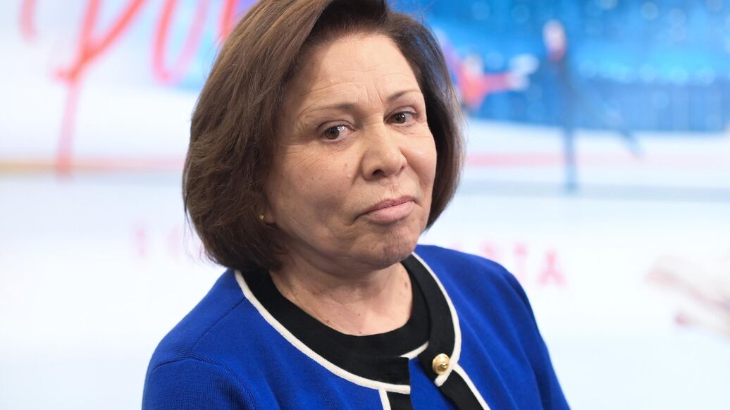 Роднина прокомментировала инцидент с ударившим фигуристку тренером