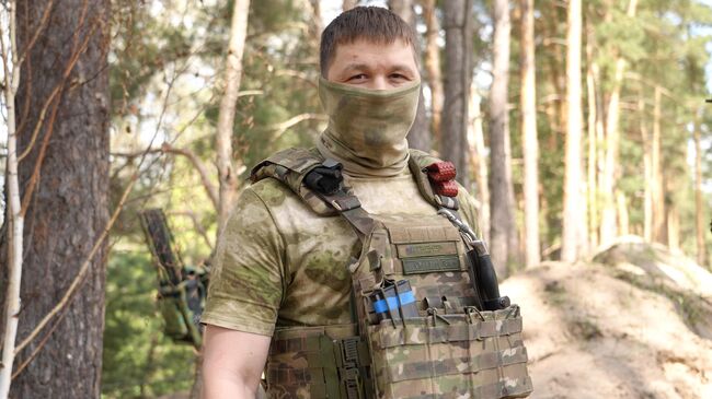 Боец службы РЭБ 116-й отдельной бригады особого назначения Росгвардии с позывным Тренер Боец службы РЭБ 116-й отдельной бригады особого назначения Росгвардии с позывным Тренер