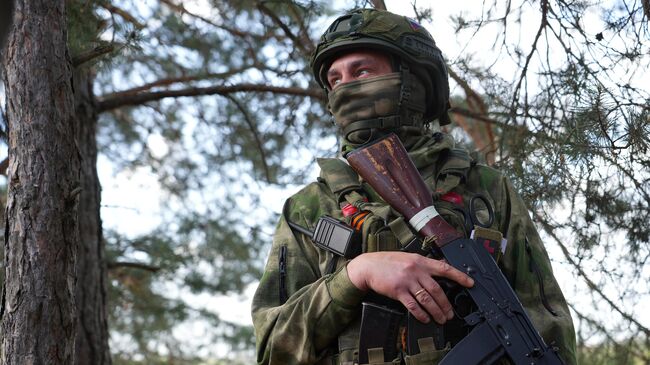 Боец взвода РЭБ 116-й отдельной бригады особого назначения Росгвардии с позывным Миро Боец взвода РЭБ 116-й отдельной бригады особого назначения Росгвардии с позывным Миро