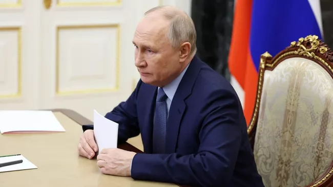 Путин на заседании Совета безопасности России
