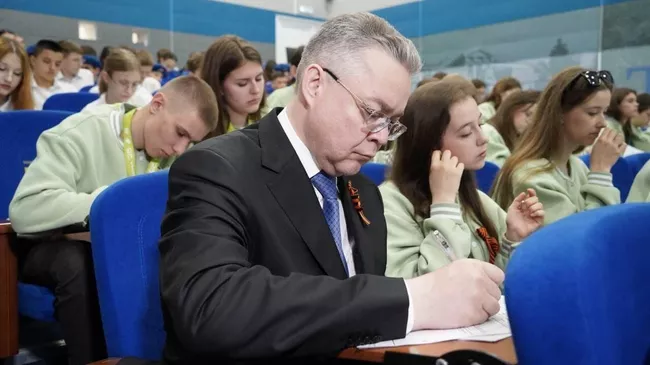 Губернатор Ставропольского края Владимир Владимиров на Диктанте Победы