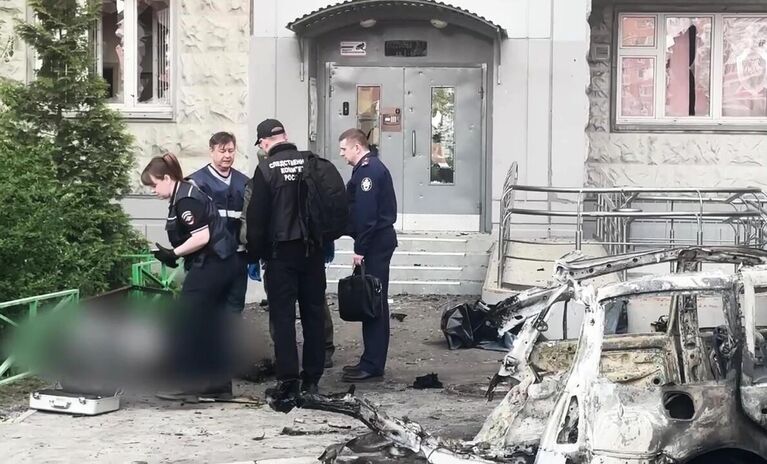 На месте взрыва автомобиля в Балашихе На месте взрыва автомобиля в Балашихе