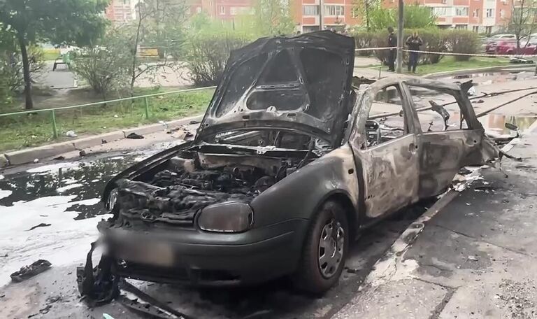 На месте взрыва автомобиля в Балашихе На месте взрыва автомобиля в Балашихе