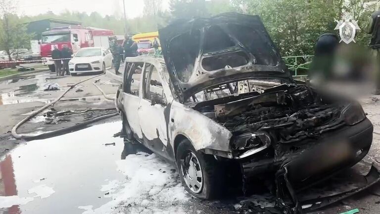 На месте взрыва автомобиля в Балашихе На месте взрыва автомобиля в Балашихе