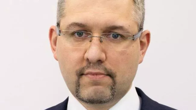 Максим Петров 