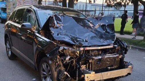 Автомобиль, который врезался в толпу на фестивале в Ванкувере, Канада - РИА Новости, 1920, 27.04.2025