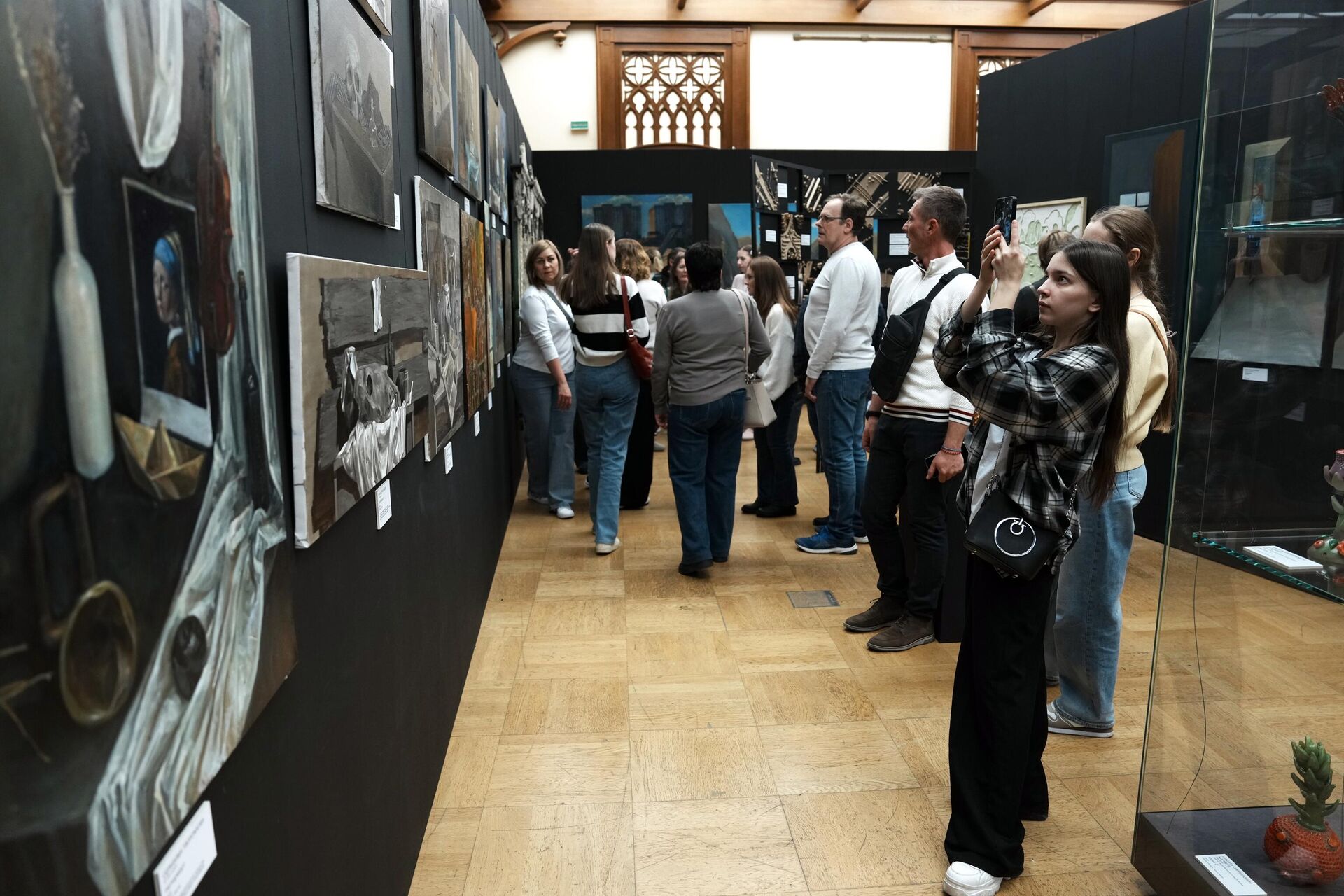 Выставка ART548 в музее-заповеднике Царицыно Выставка ART548 в музее-заповеднике Царицыно - РИА Новости, 1920, 28.04.2025