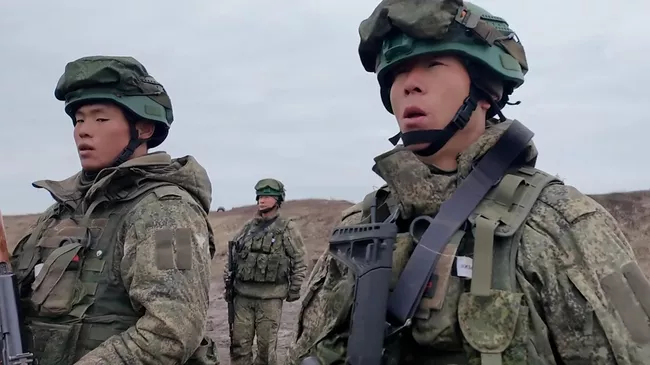 Кадры боевой подготовки северокорейских солдат, участвовавших в освобождении Курской области