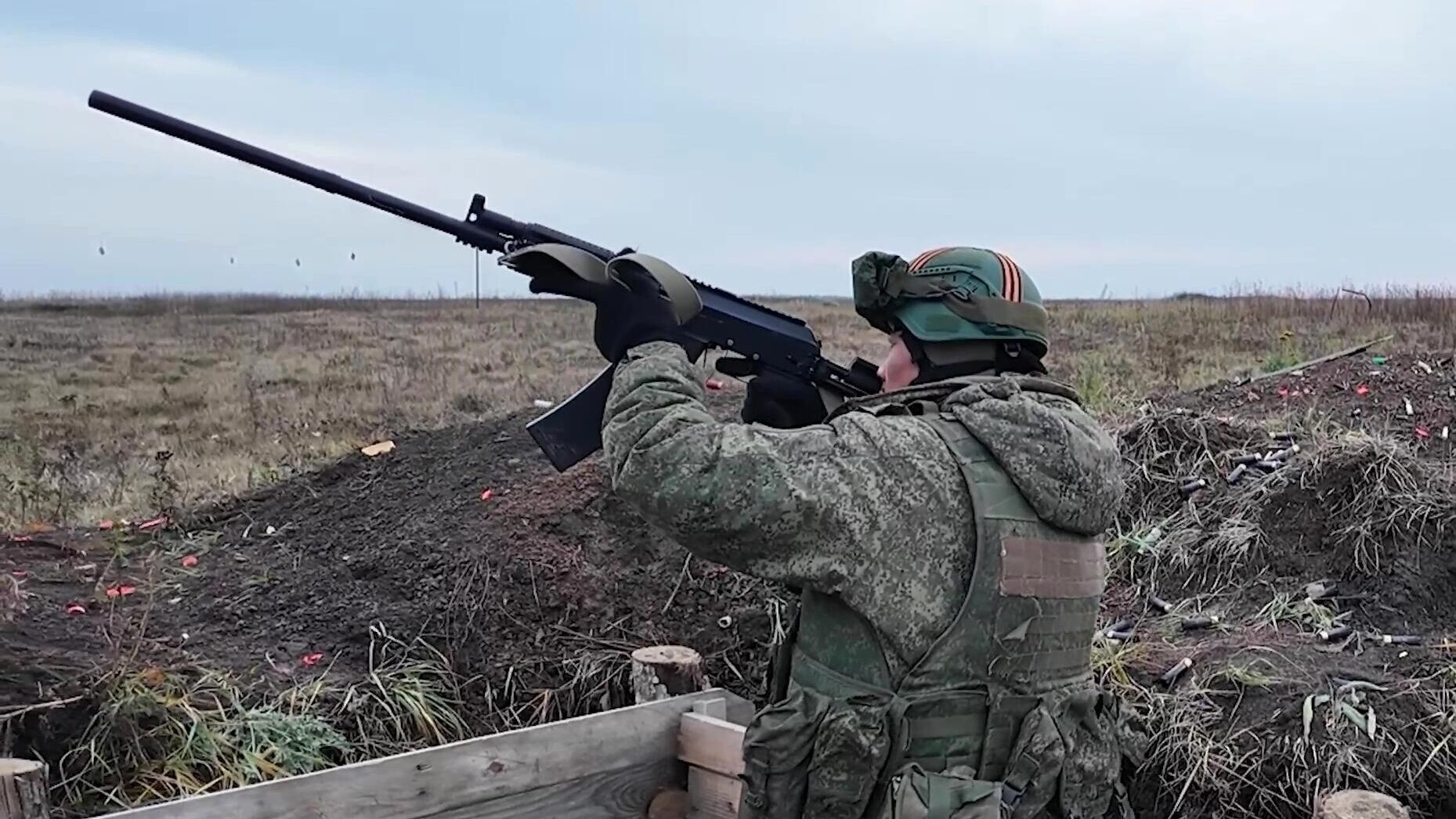 Боевая подготовка солдат из КНДР в Курской области Боевая подготовка солдат из КНДР в Курской области - РИА Новости, 1920, 29.04.2025