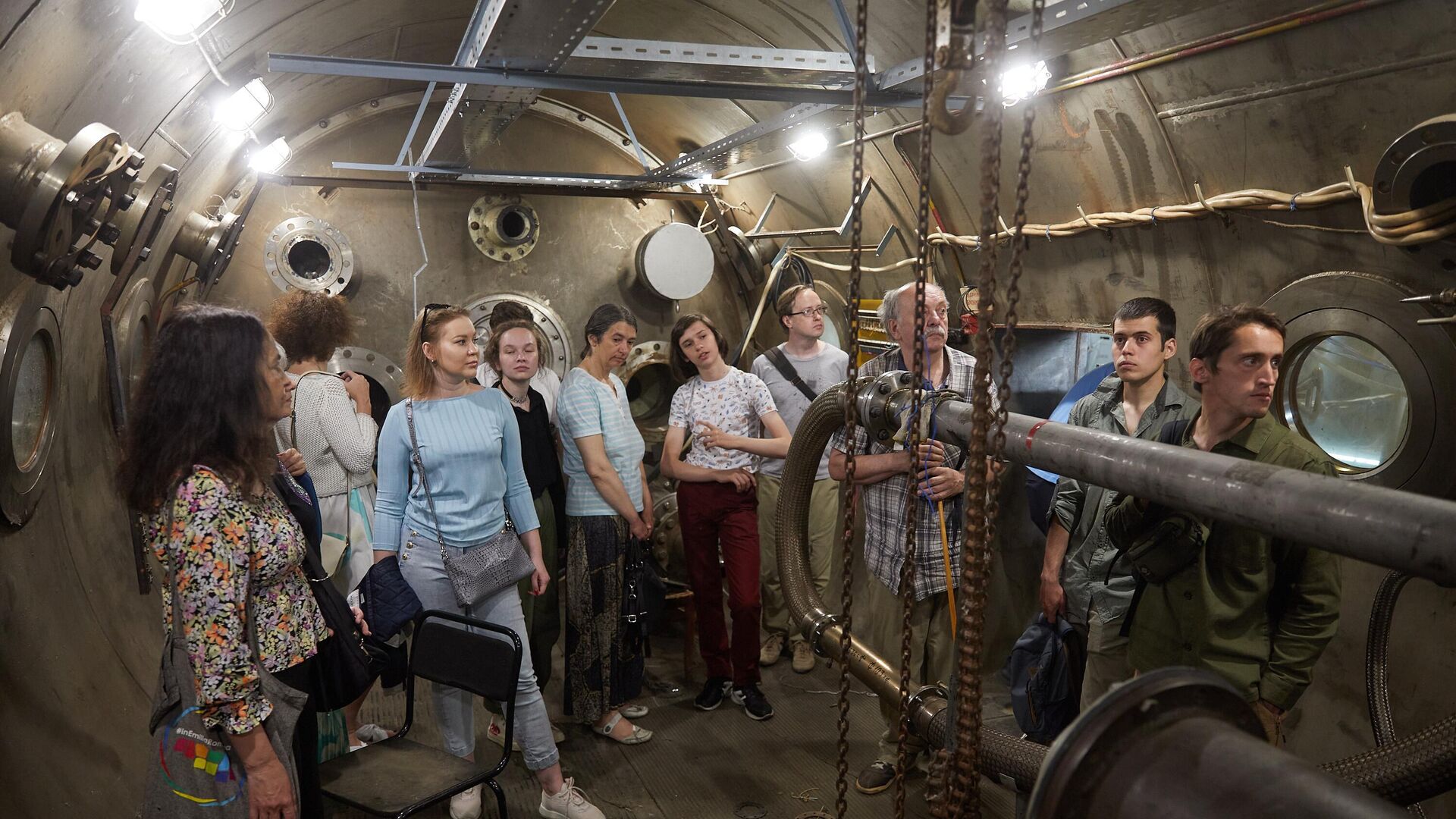 Экскурсия на предприятии в Москве, работавшее во время Великой Отечественной войны - РИА Новости, 1920, 29.04.2025