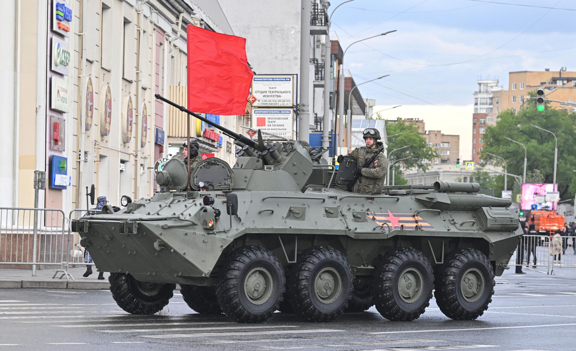 Бронетранспортер БТР-82А на репетиции парада в честь 80-й годовщины Победы в Великой Отечественной войне Бронетранспортер БТР-82А на репетиции парада в честь 80-й годовщины Победы в Великой Отечественной войне - РИА Новости, 1920, 30.04.2025
