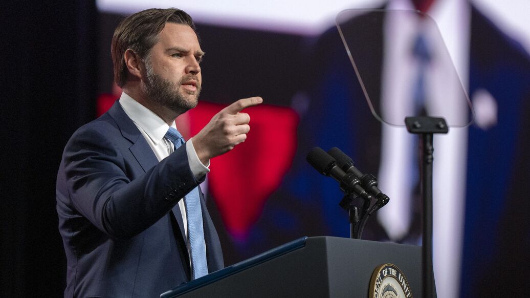 © AP Photo / Mark Schiefelbein<br>Вице-президент США Джей Ди Вэнс. Архивное фото